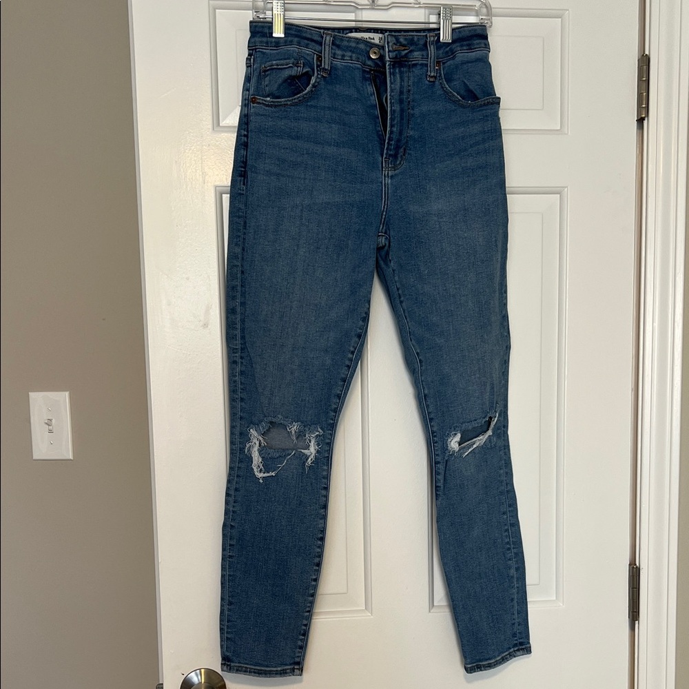 Abercrombie & Fitch Blue Ripped Ankle Jeans